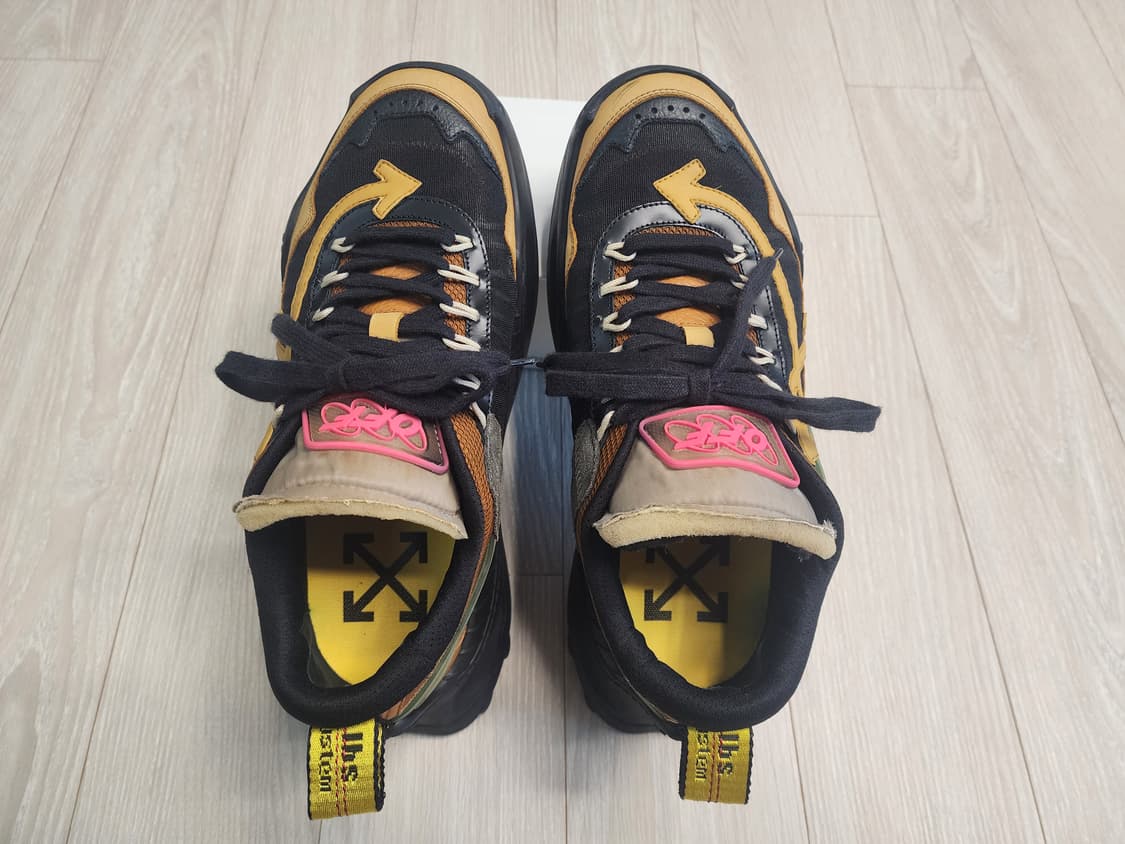 오프화이트 오드시 1000 판매합니다  상품이미지3