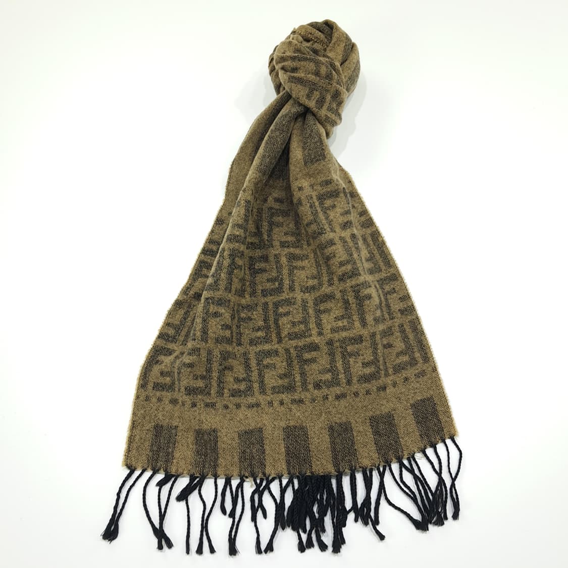 MX380 펜디 이태리판 울 주카 패턴 머플러 상품이미지1