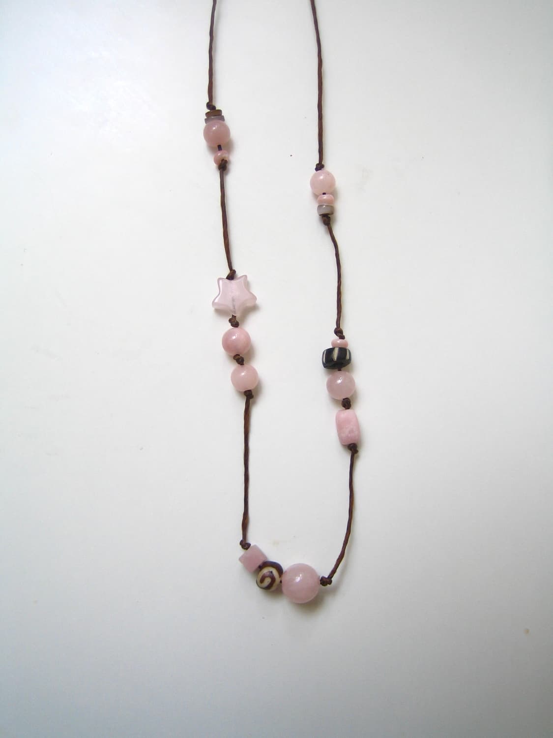 light pink necklace 라이트 핑크 목걸이 핸드메이드 상품이미지1