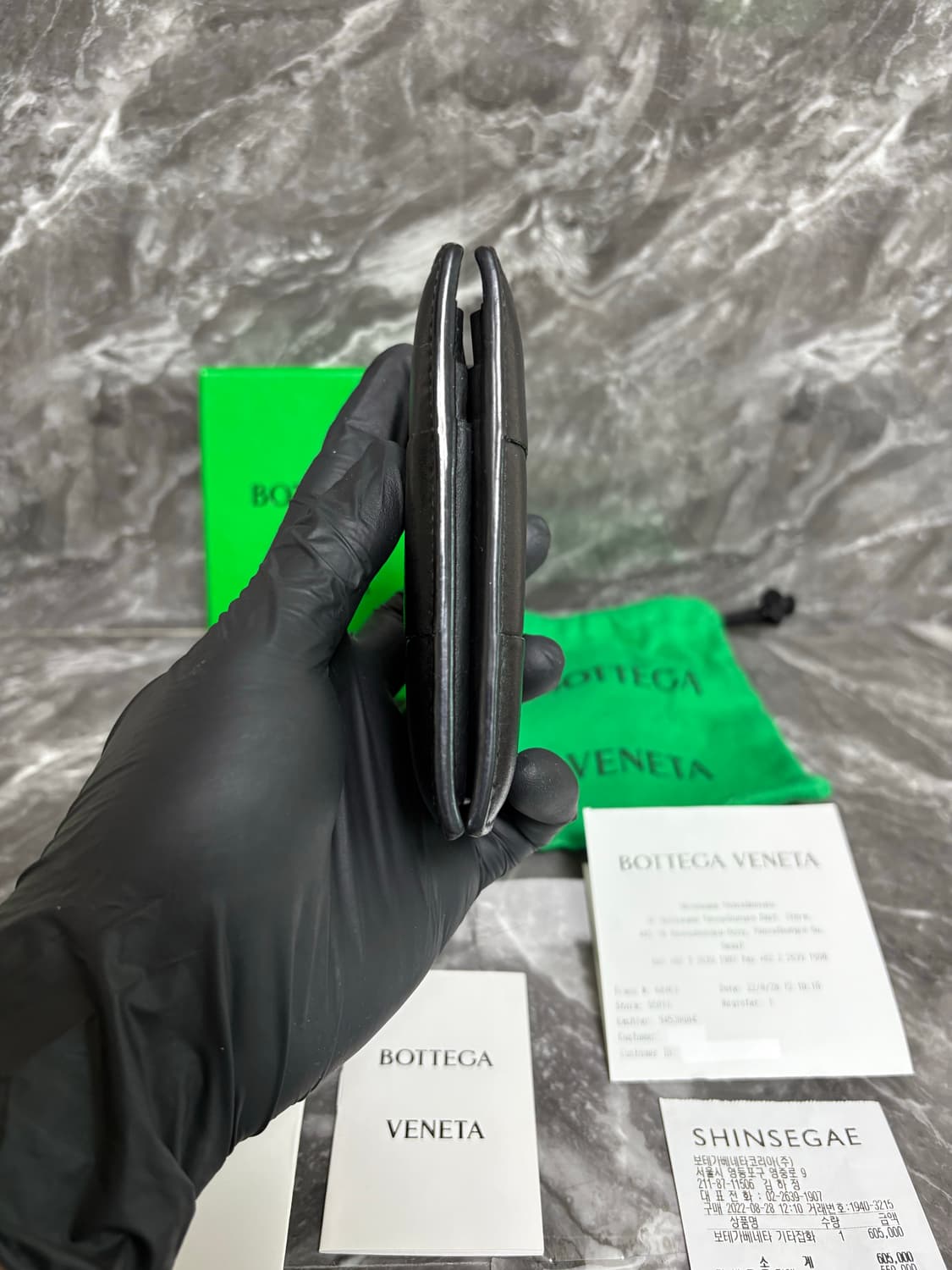 보테가베네타 맥시 플랩 오거나이저 카드지갑 상품이미지5