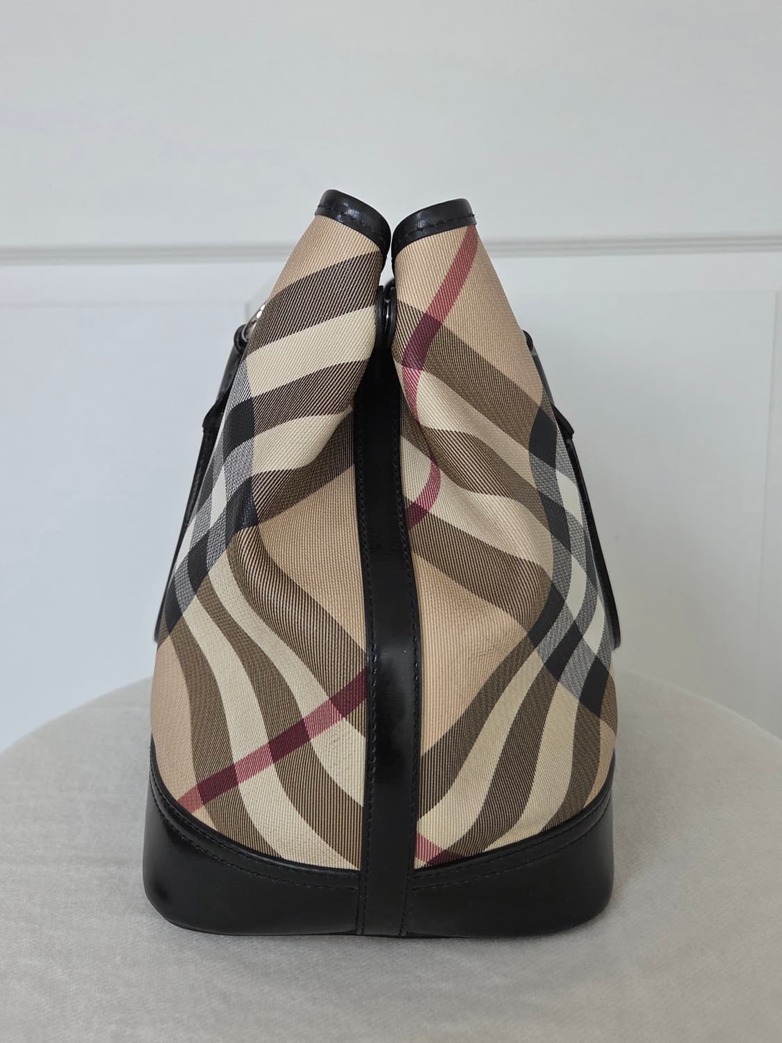 버버리 노바 체크 PVC/레더 토트백 상품이미지4