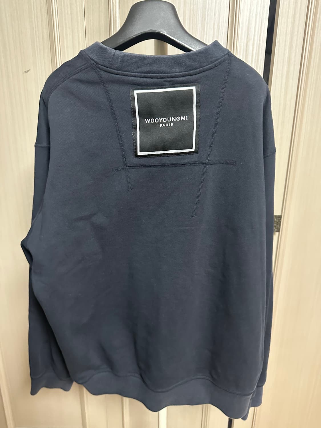 우영미 네이비 맨투맨 상품이미지2