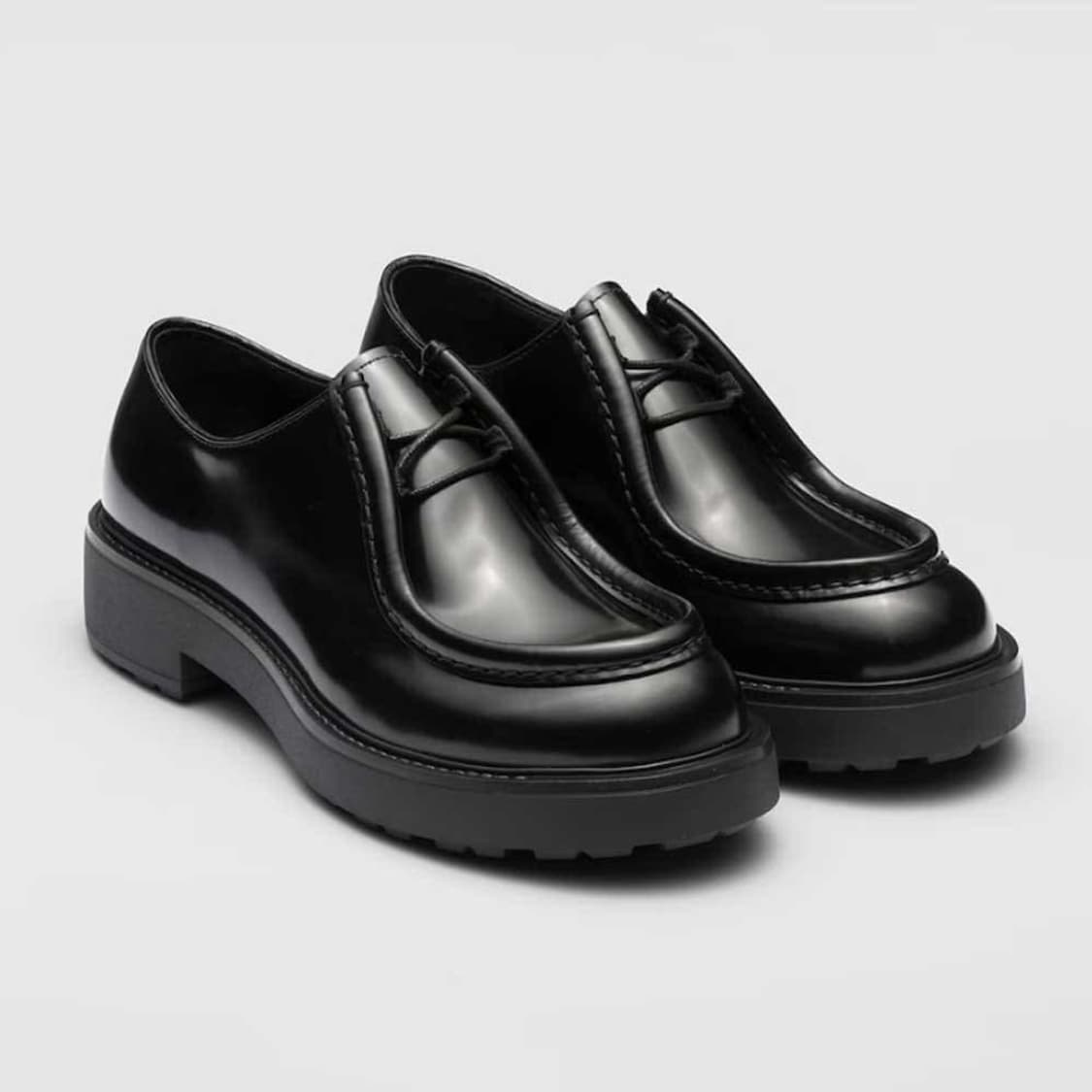 프라다 디아파종 브러쉬드 로퍼 calzature uomo 상품이미지3