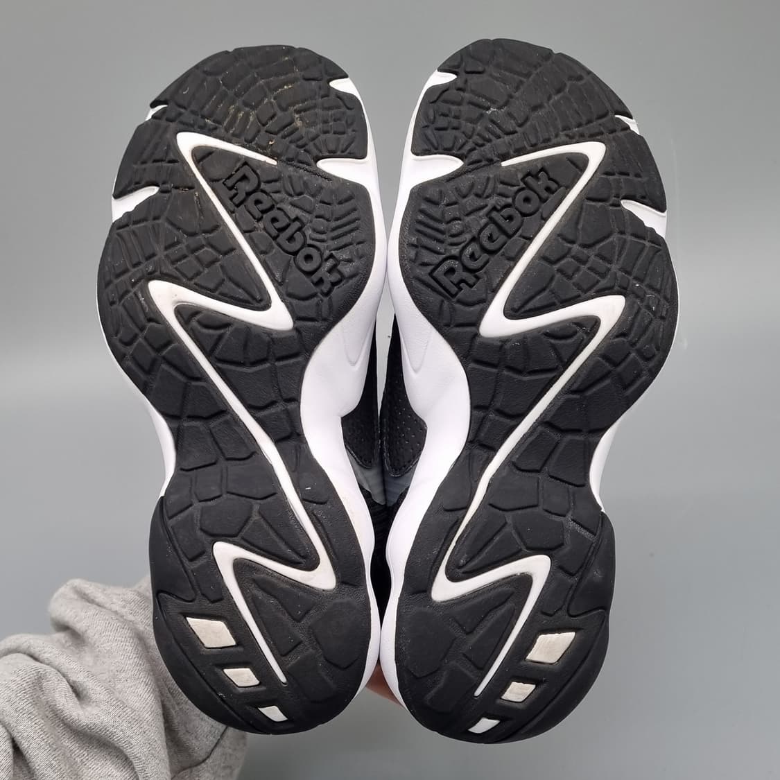 리복 로얄 퍼베이더 여성운동화235  상품이미지3