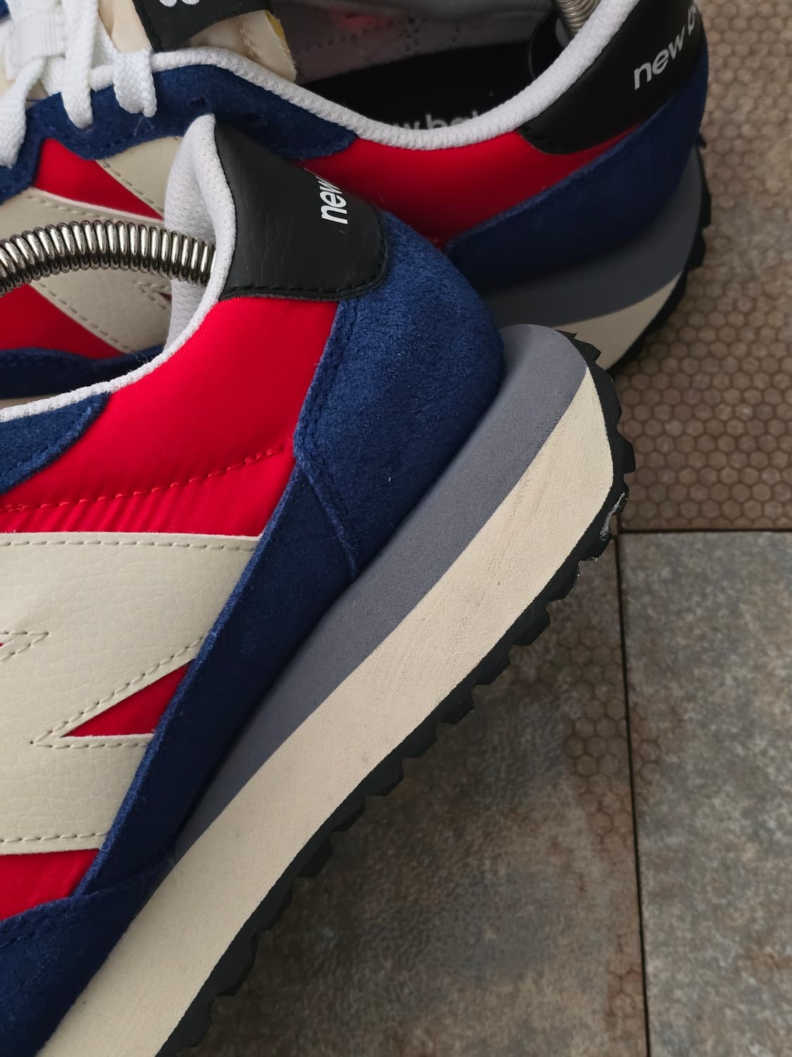 (230)뉴발란스 237 벨로시티 레드  상품이미지6