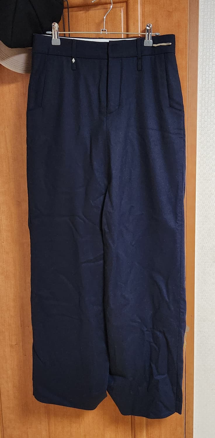 아더에러 frick trousers A2 바지 울 슬랙스 상품이미지2