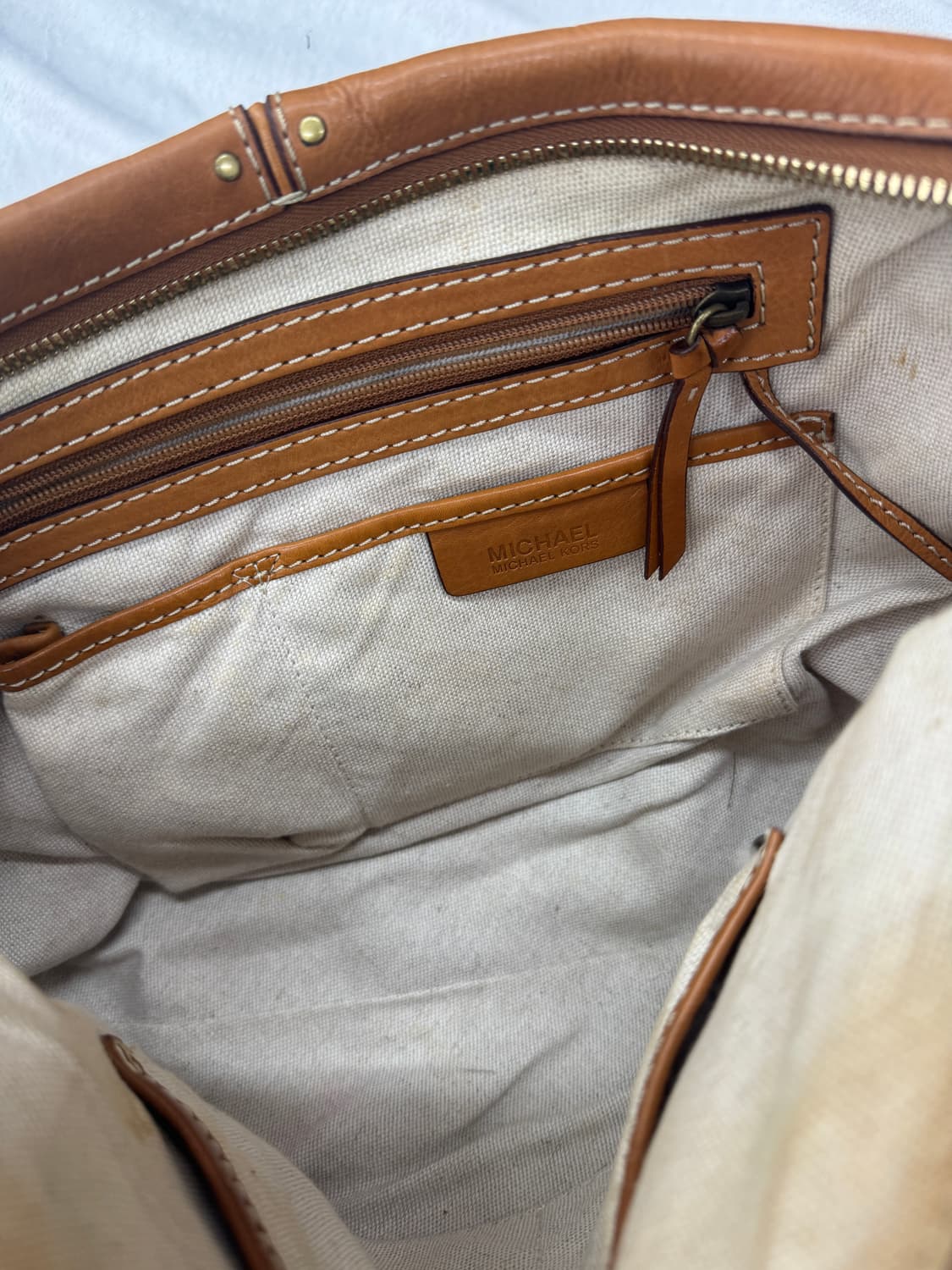 마이클 코어스  브라운 빈티지 레더 가죽 가방 숄더백 도트백 그런지 상품이미지8