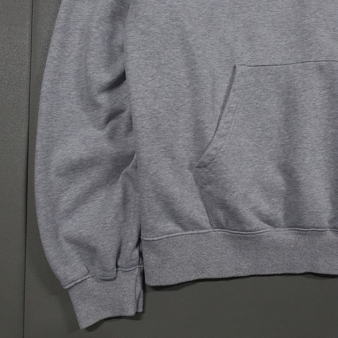 실측 2XL 베루툼 신형 24FW 세리프 로고 후디 오버핏 후드티 그레이 상품이미지6