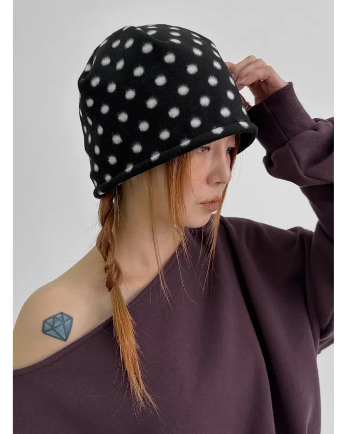 블랙업 플리스 도트 비니 상품이미지1