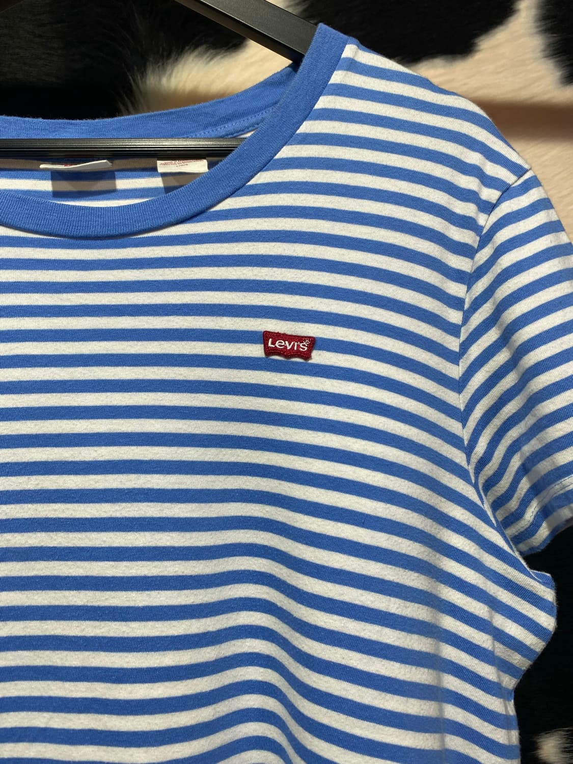 Levi’s 스포티 스카이블루 스트라이프 반팔 티셔츠 상품이미지3