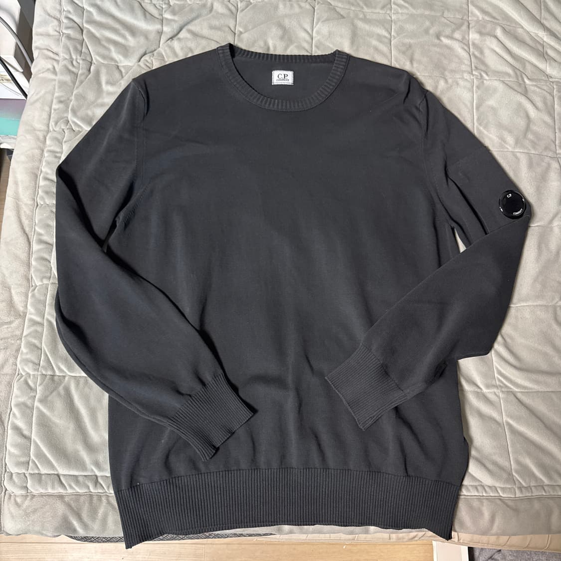 [L] 25ss cp컴퍼니 와펜 니트 블랙 상품이미지2