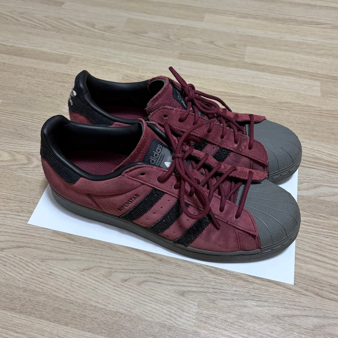 아디다스 슈퍼스타 쉐도우 레드 코어 블랙 상품이미지2