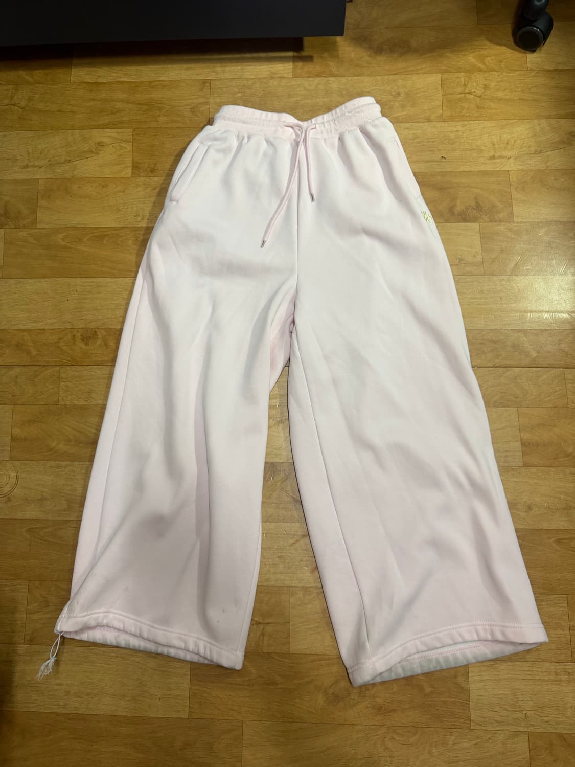 타오바오 핑크 퍼후드 트리에닝셋업 상품이미지3