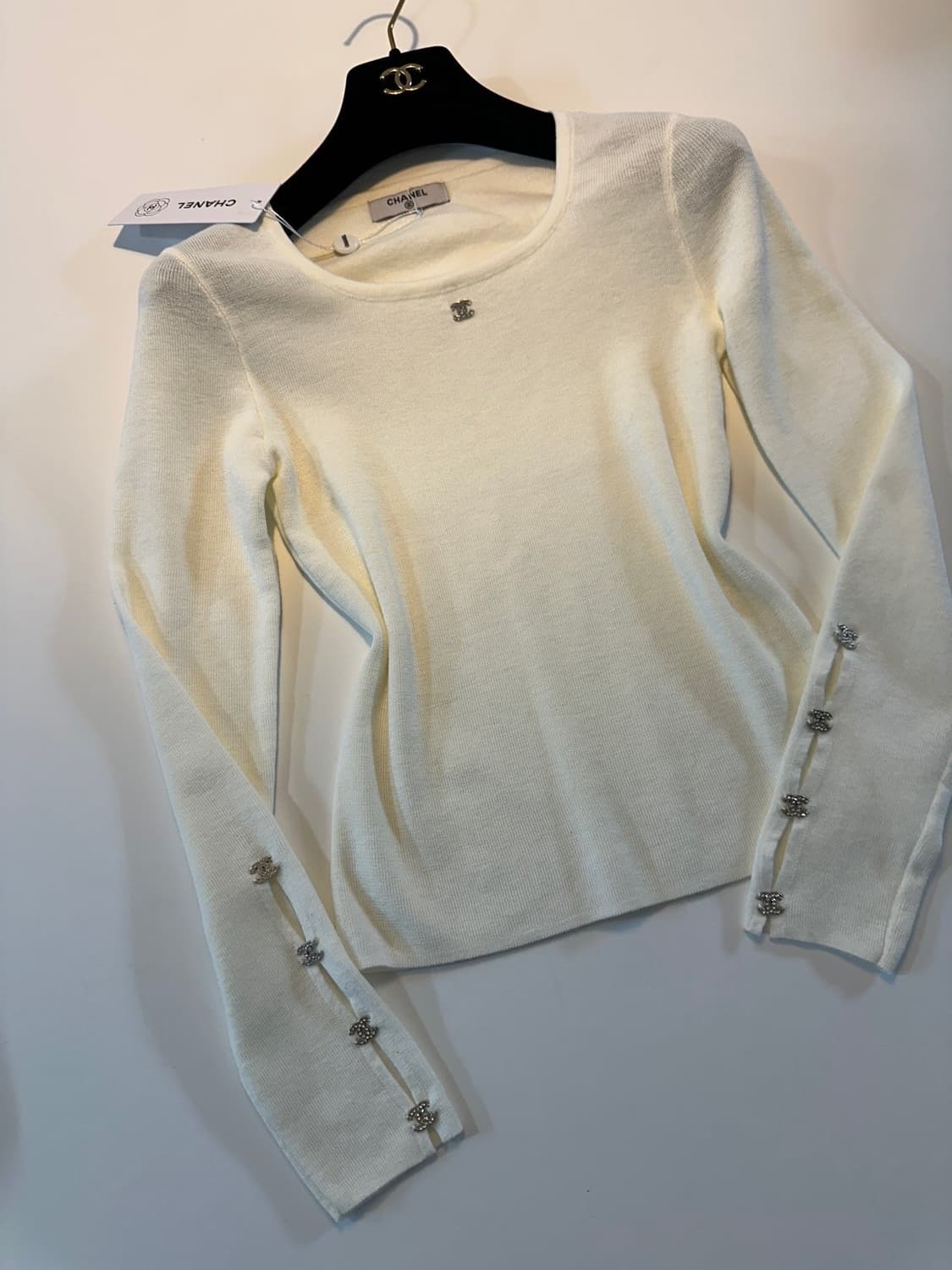 (새상품)샤넬소매큐빅니트 상품이미지6