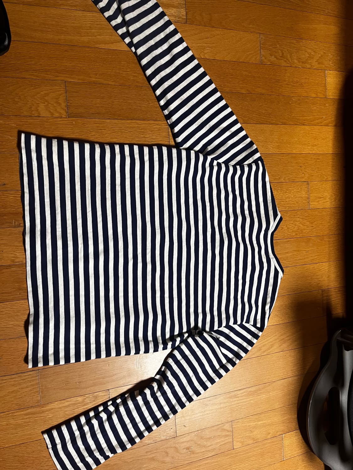 플레이 꼼데가르송 빅 그린 하트 스트라이프 롱슬리브(s) 상품이미지2