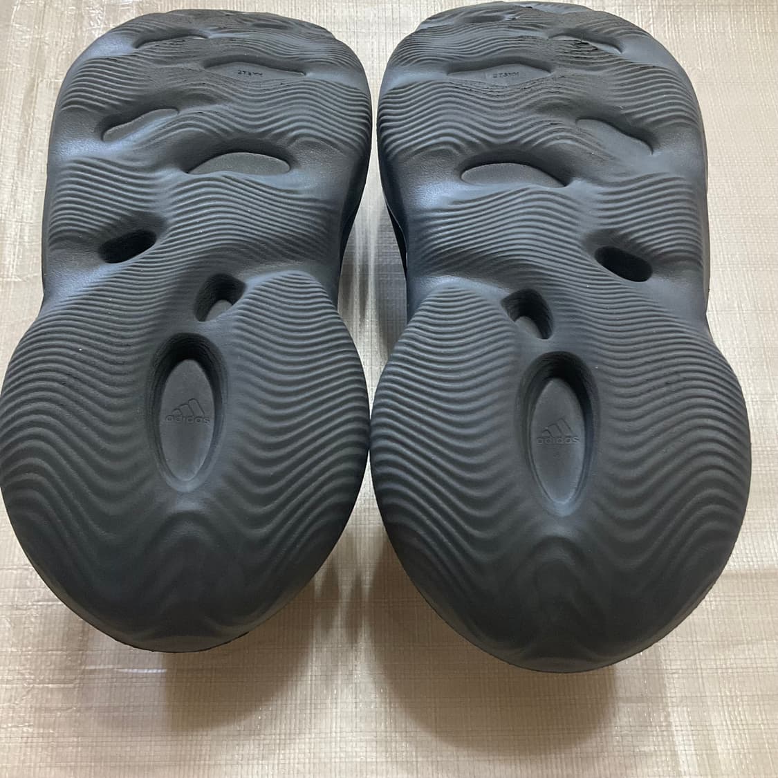 이지 폼러너 오닉스 275 상품이미지9