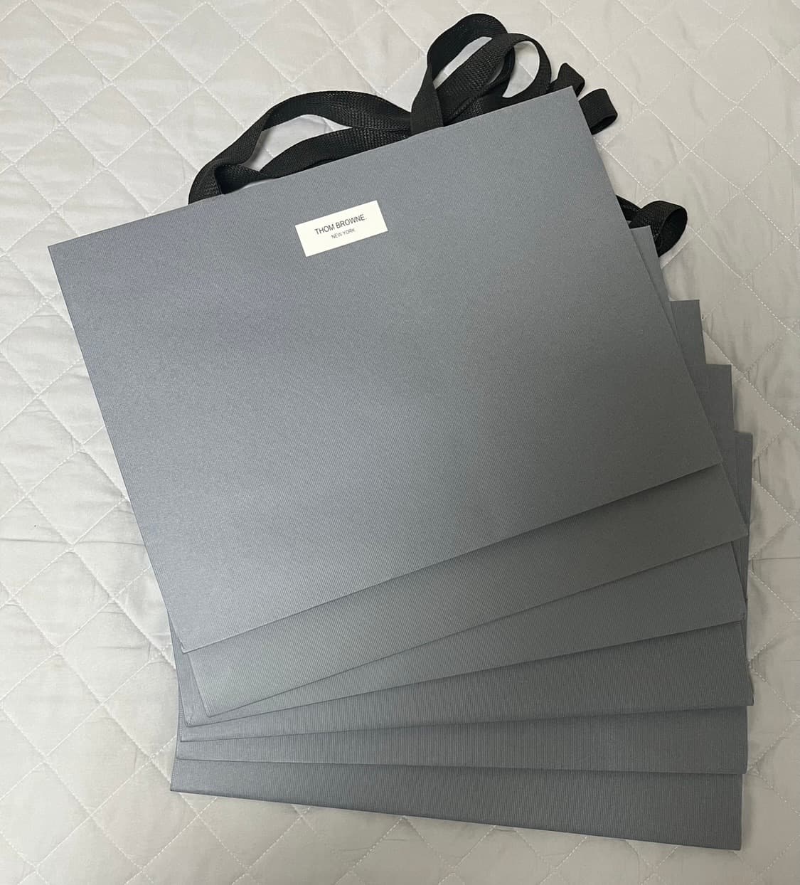 톰브라운 쇼핑백 (새상품) 상품이미지1