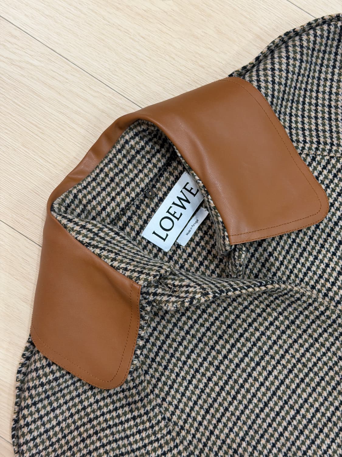 LOEWE 로에베 브라운 하운드투스 코트 (거의 새상품) 상품이미지4