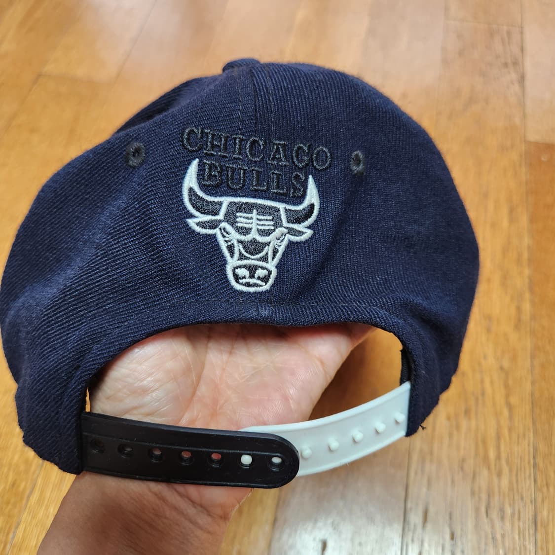🔥 “올블랙 불스 FLEX” 시카고 불스 NBA 정품 스냅백 🔥 상품이미지3