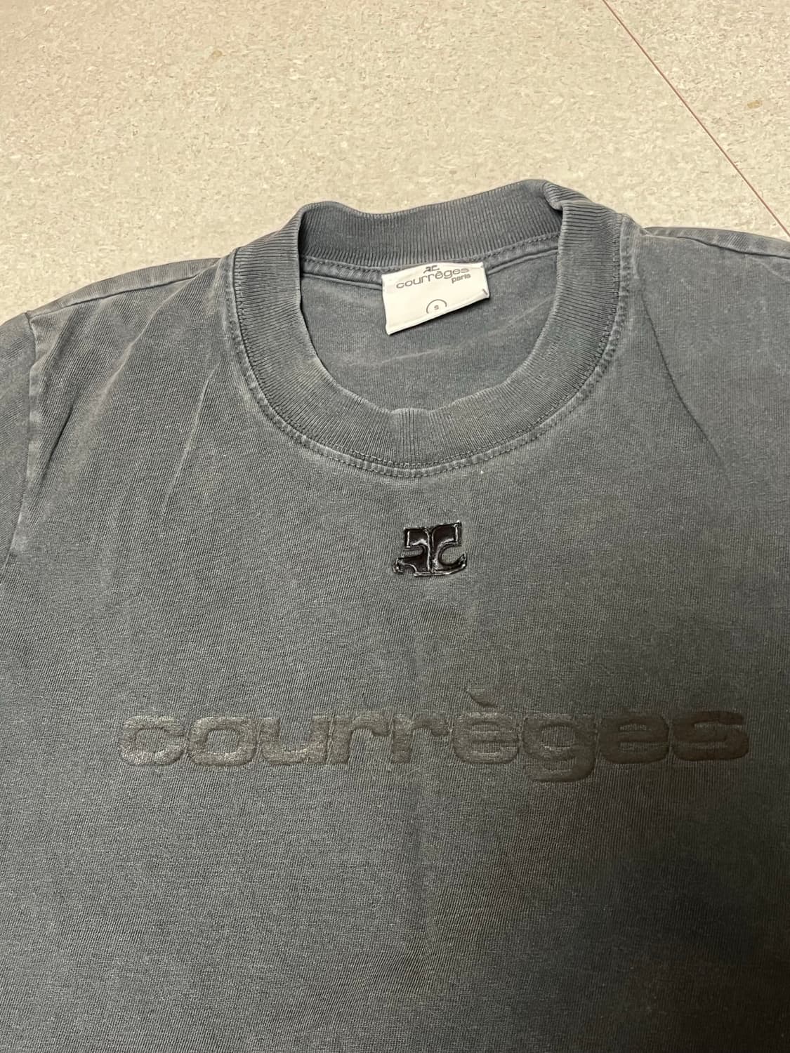 꾸레쥬 다잉 티셔츠 상품이미지3