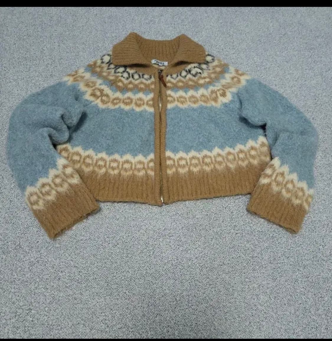 그로브 22fw 엘던 니트집업 태연 가디건 상품이미지1