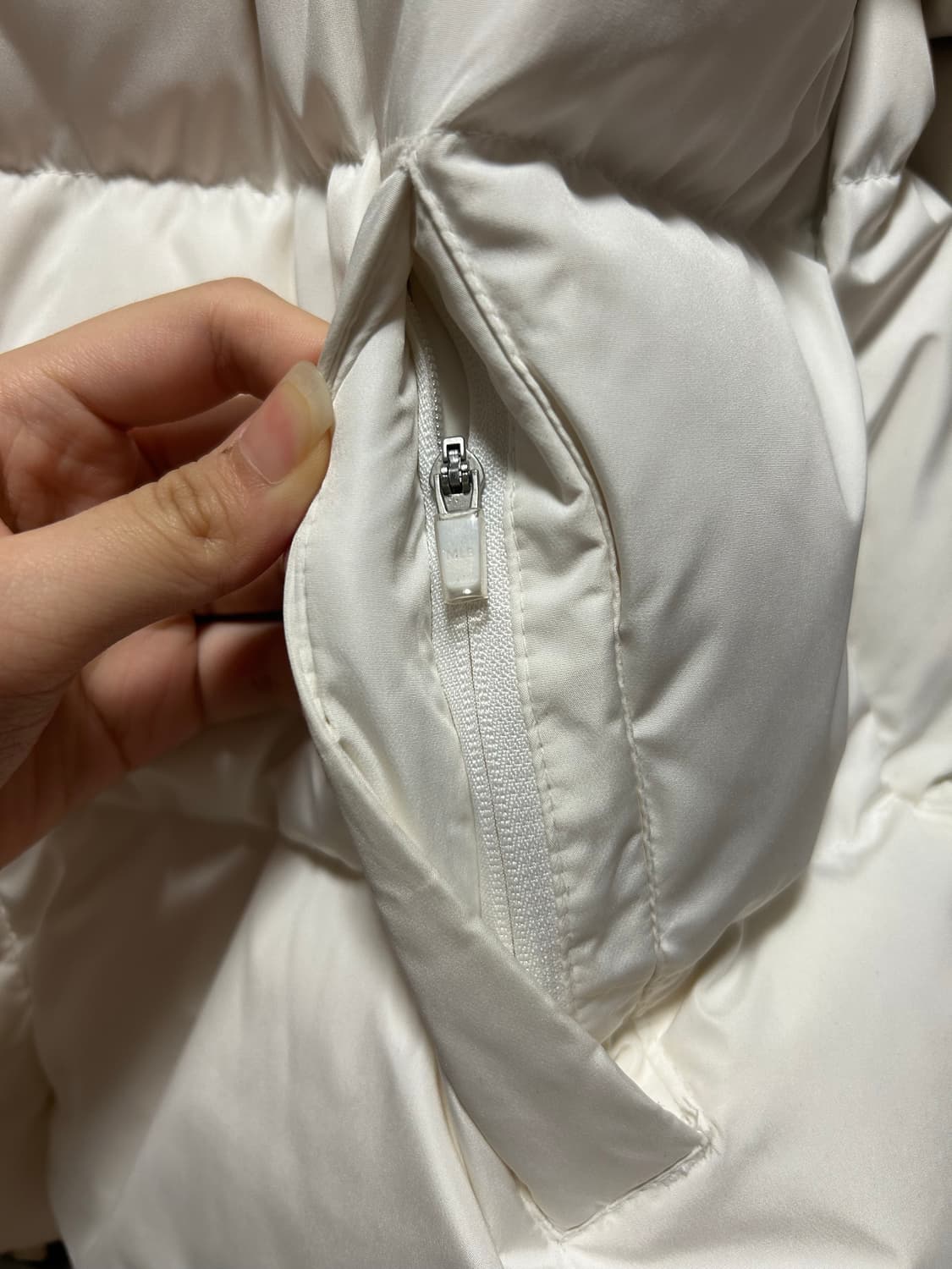 MLB 엠엘비 패딩 s 화이트 상품이미지4