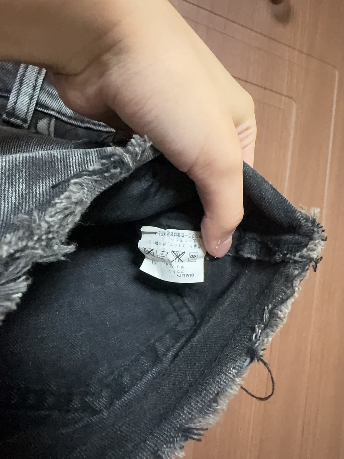 공겜여주 갸루 y2k 일본 빈티지 펑크 데미지 블랙 데님 숏팬츠 상품이미지3