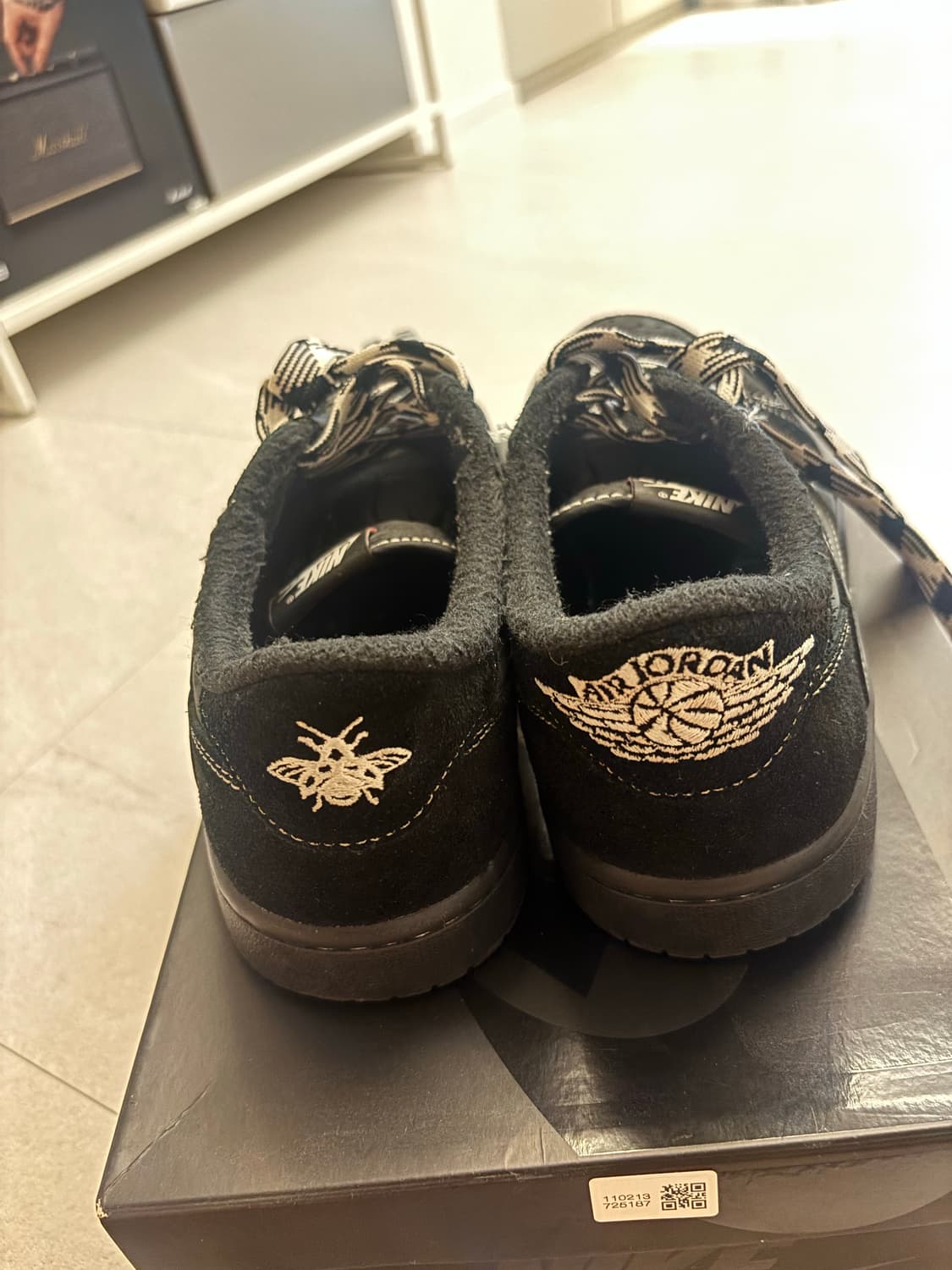 트래비스 스캇 조던 로우 팬텀 275 팝니다 상품이미지4