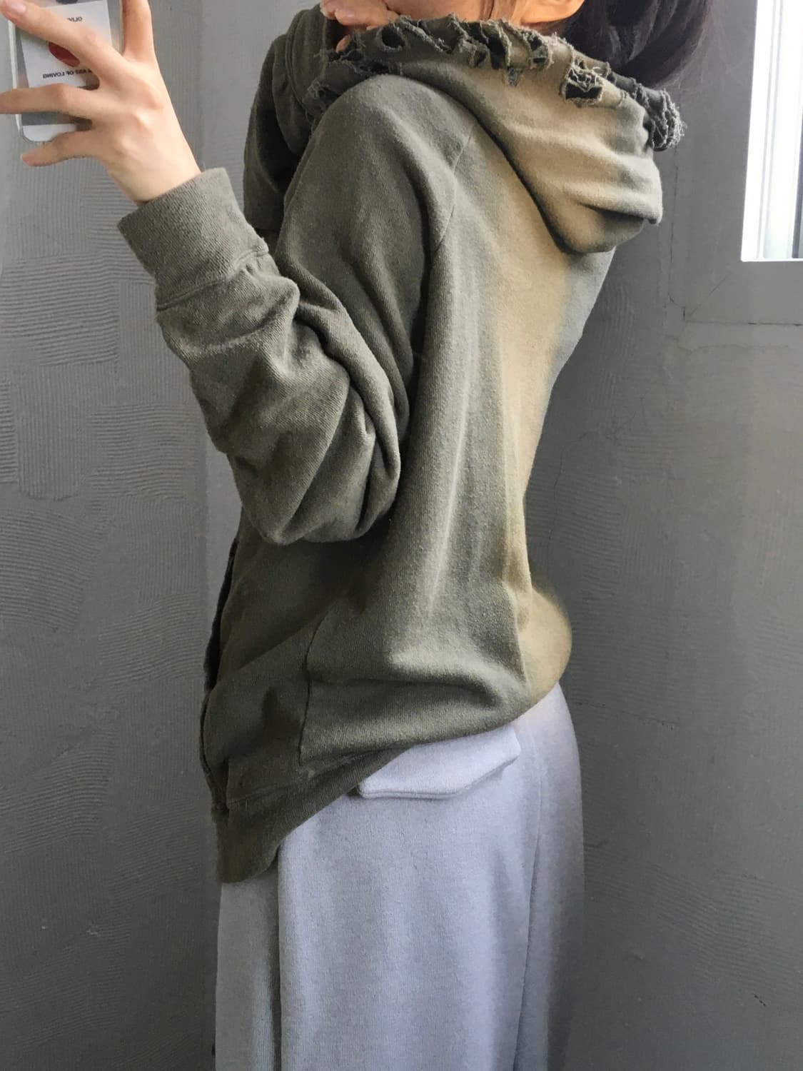 R13 올리브 카키 데미지 후드 스웻셔츠  상품이미지3