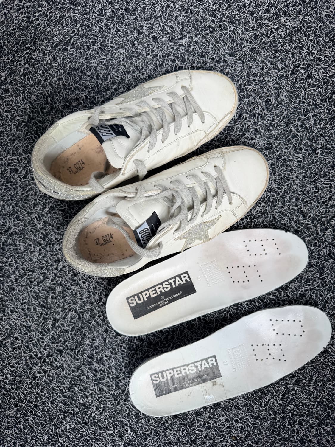 골든구스 슈퍼스타 스니커즈 (실버 글리터) 상품이미지5