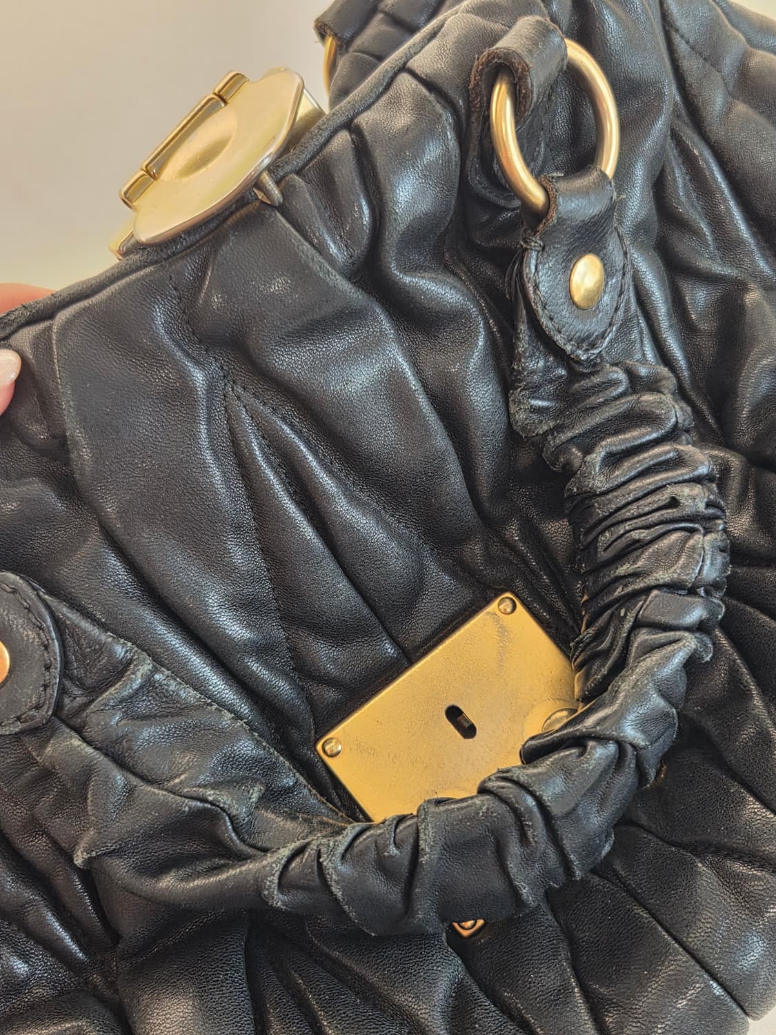 (희귀 단종템) 미우미우 마테라쎄백 아카이브 상품이미지6