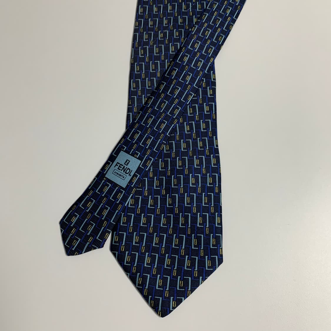 펜디(FENDI) FF모노그램 명품넥타이 이태리 100실크 A+등급 상품이미지3