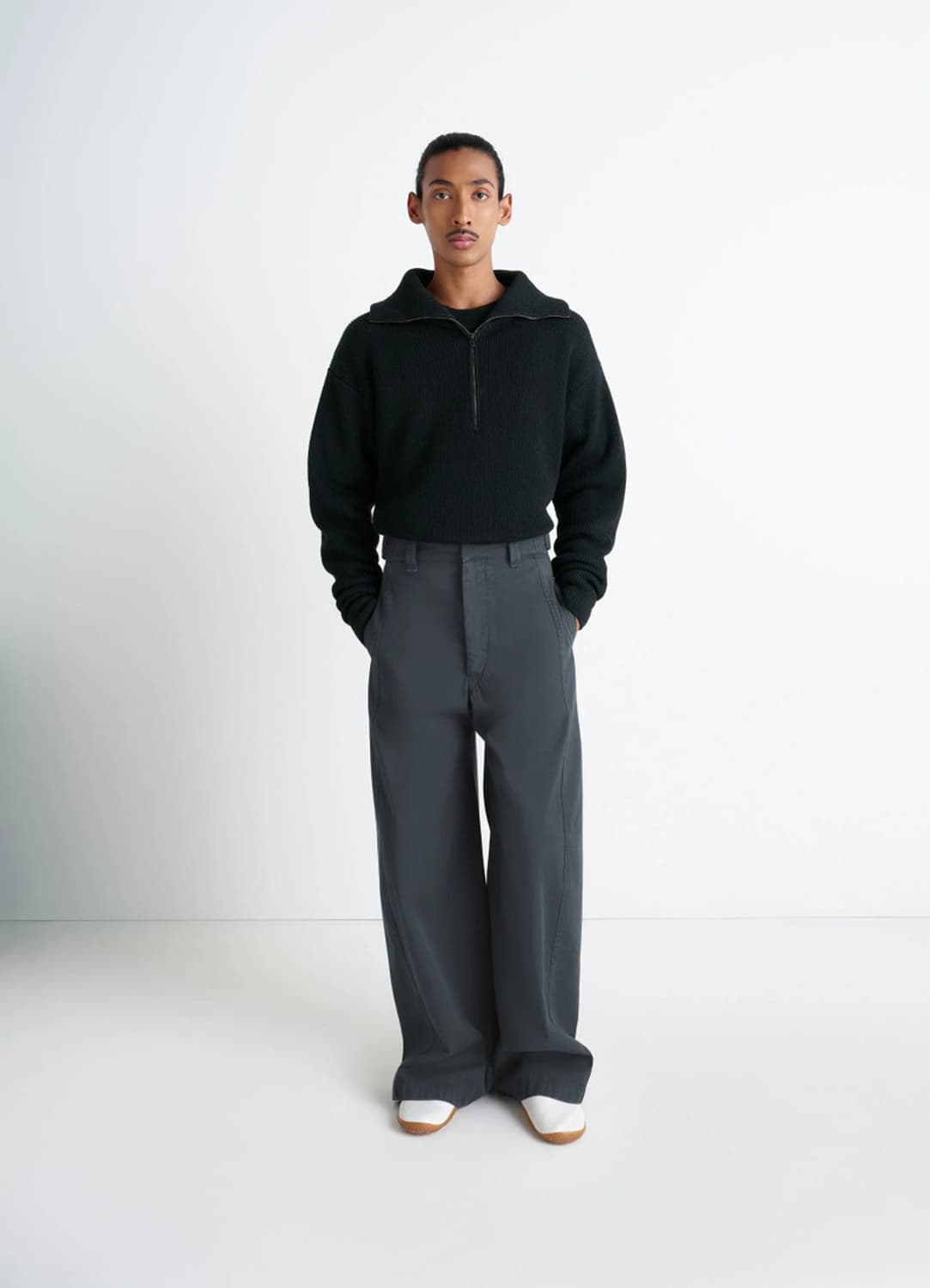 르메르 25FW 하프 집업 스웨터 블랙 M 상품이미지3