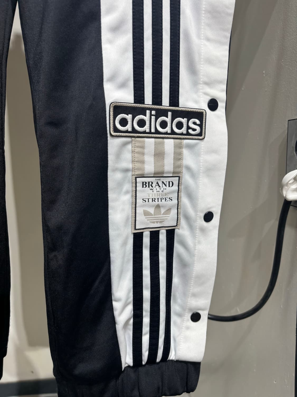 Adidas Adibreak Track Pants  상품이미지2