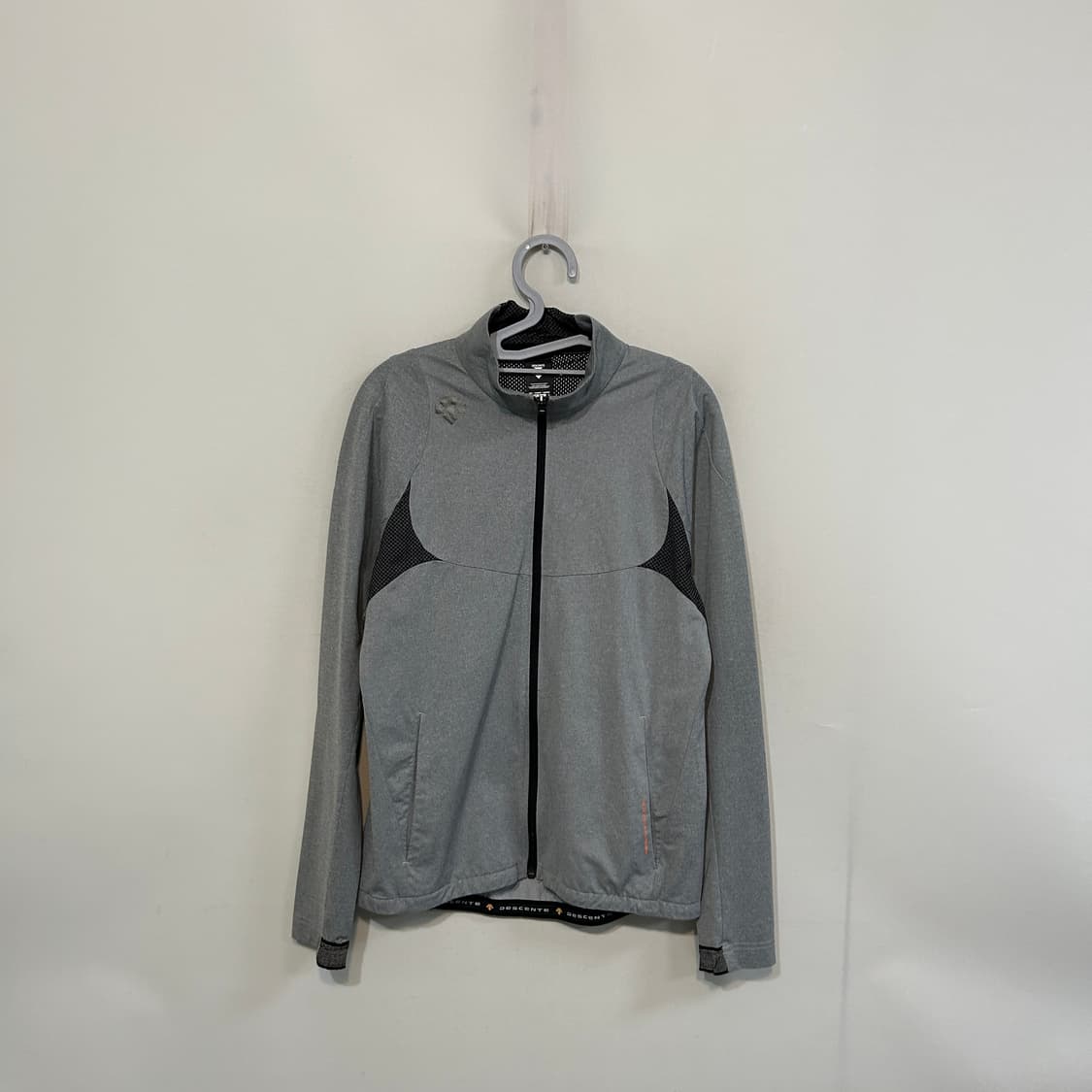 데상트 남성 집업 자켓 100 상품이미지1