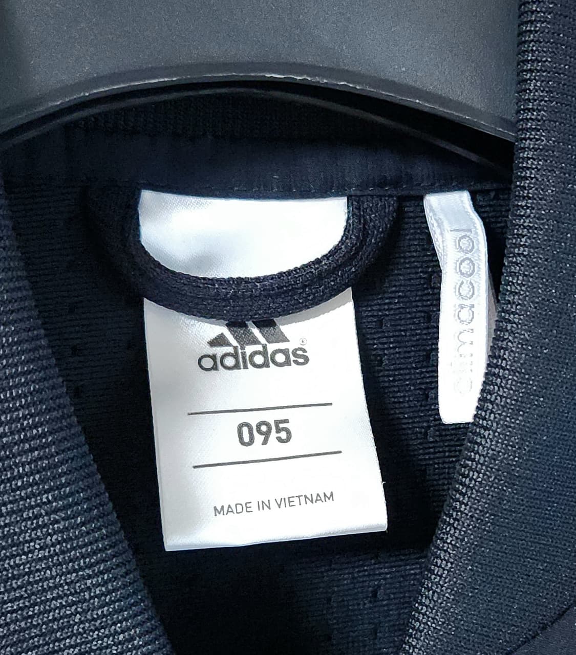 (착샷) 아디다스 울산현대 유니폼 트레이닝 탑  상품이미지4