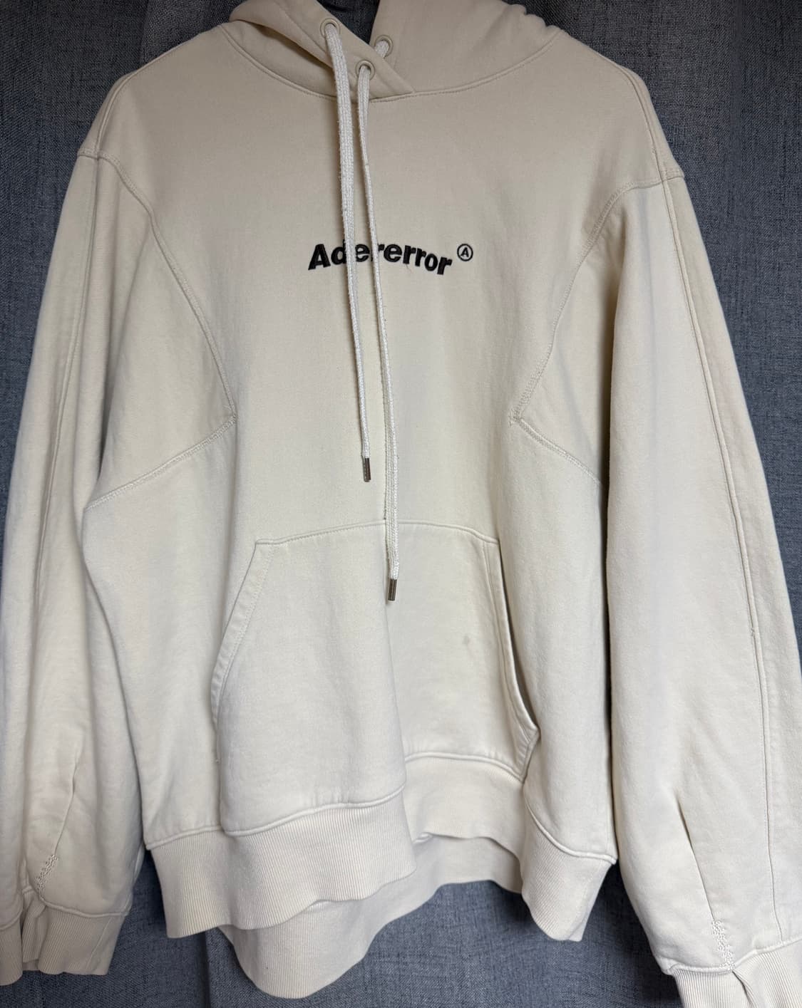 아더에러 후드티 상품이미지1