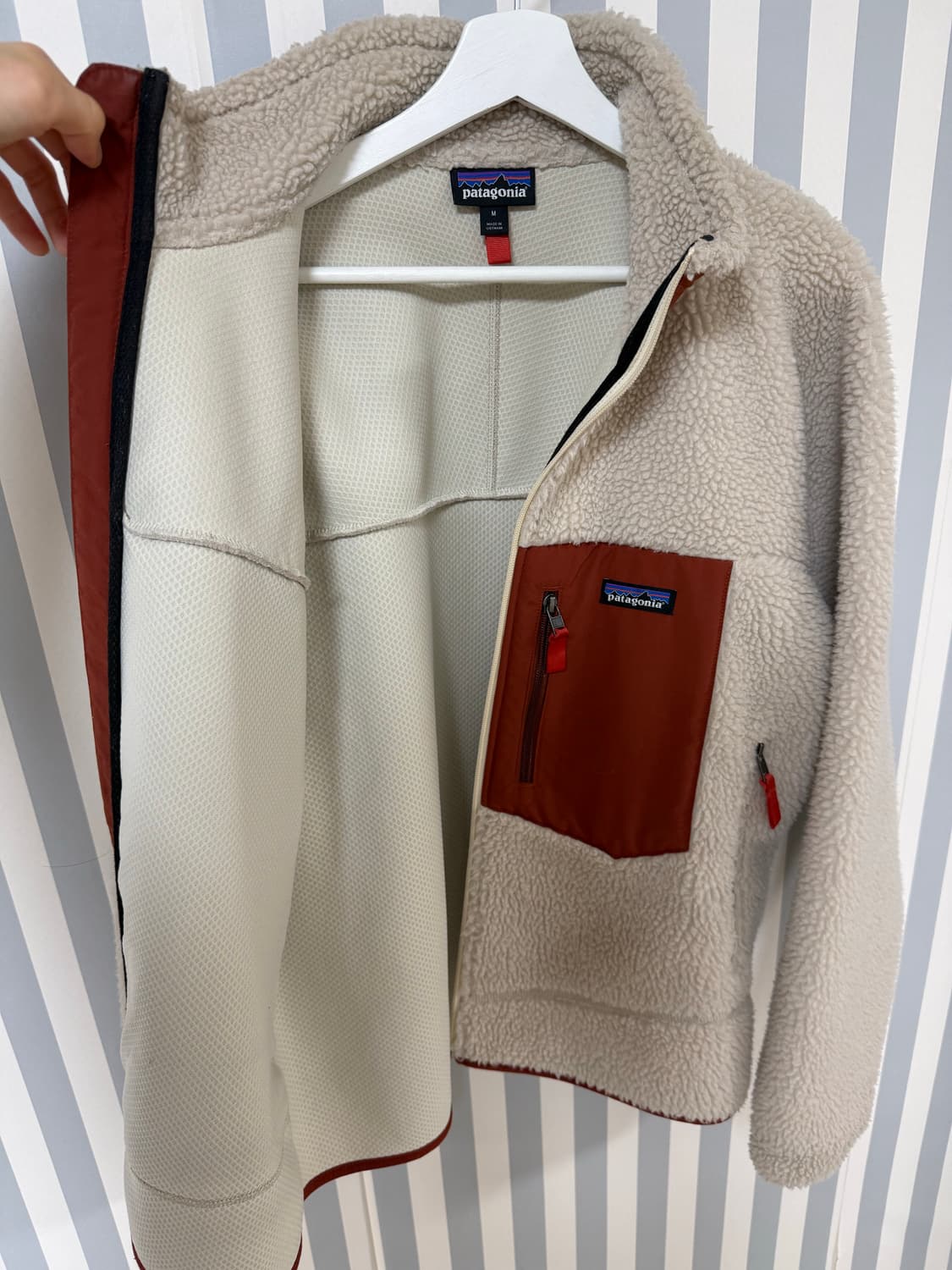 파타고니아 레트로-X 플리스 M 아이보리/레드 상품이미지5