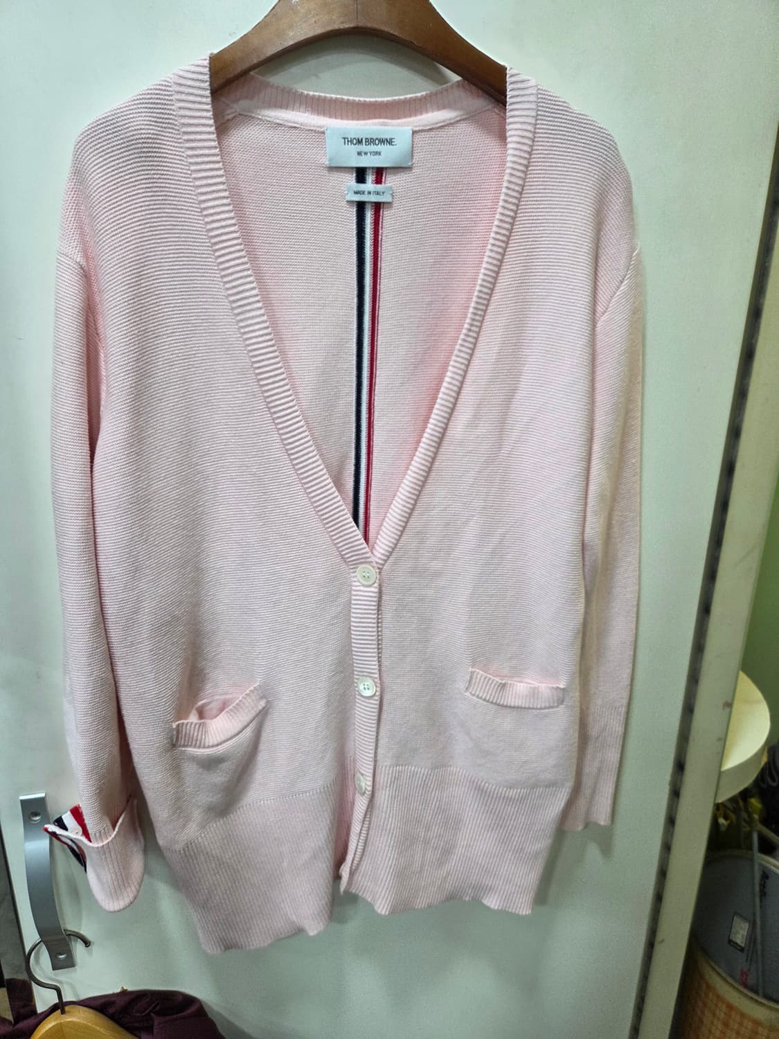 톰브라운 백 삼선 가디건 상품이미지1