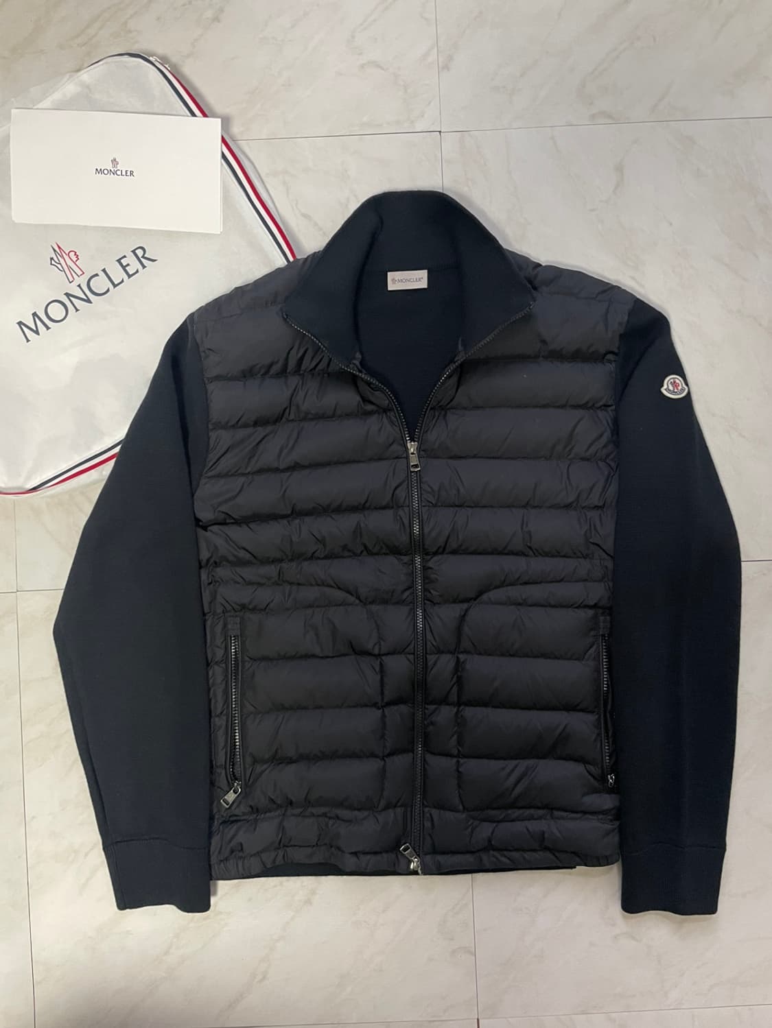 [ XXL ] 22fw 몽클레어 김현우 니트패딩 블랙 새상품급  상품이미지2