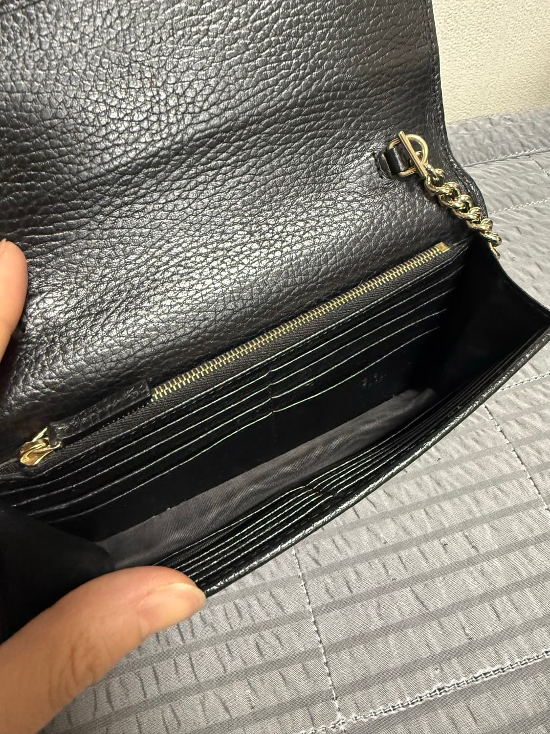 구찌 GG 인터로킹 체인 월렛백 상품이미지6