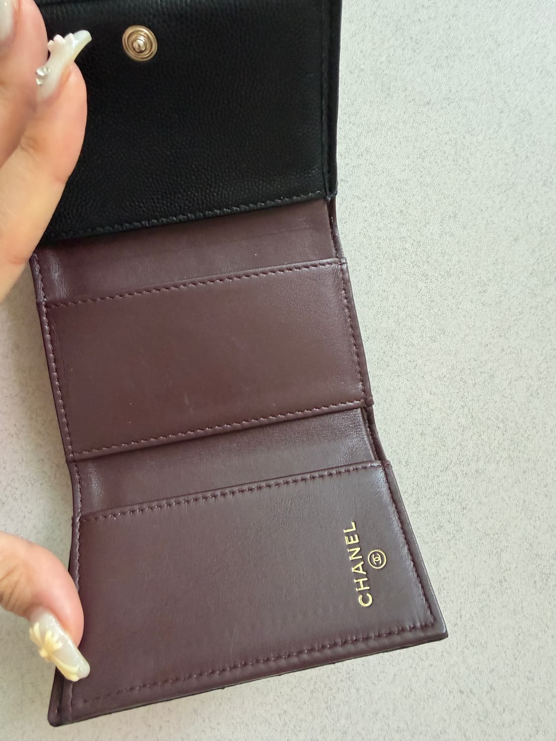 샤넬 캐비어 스몰플랩 반지갑 상품이미지7