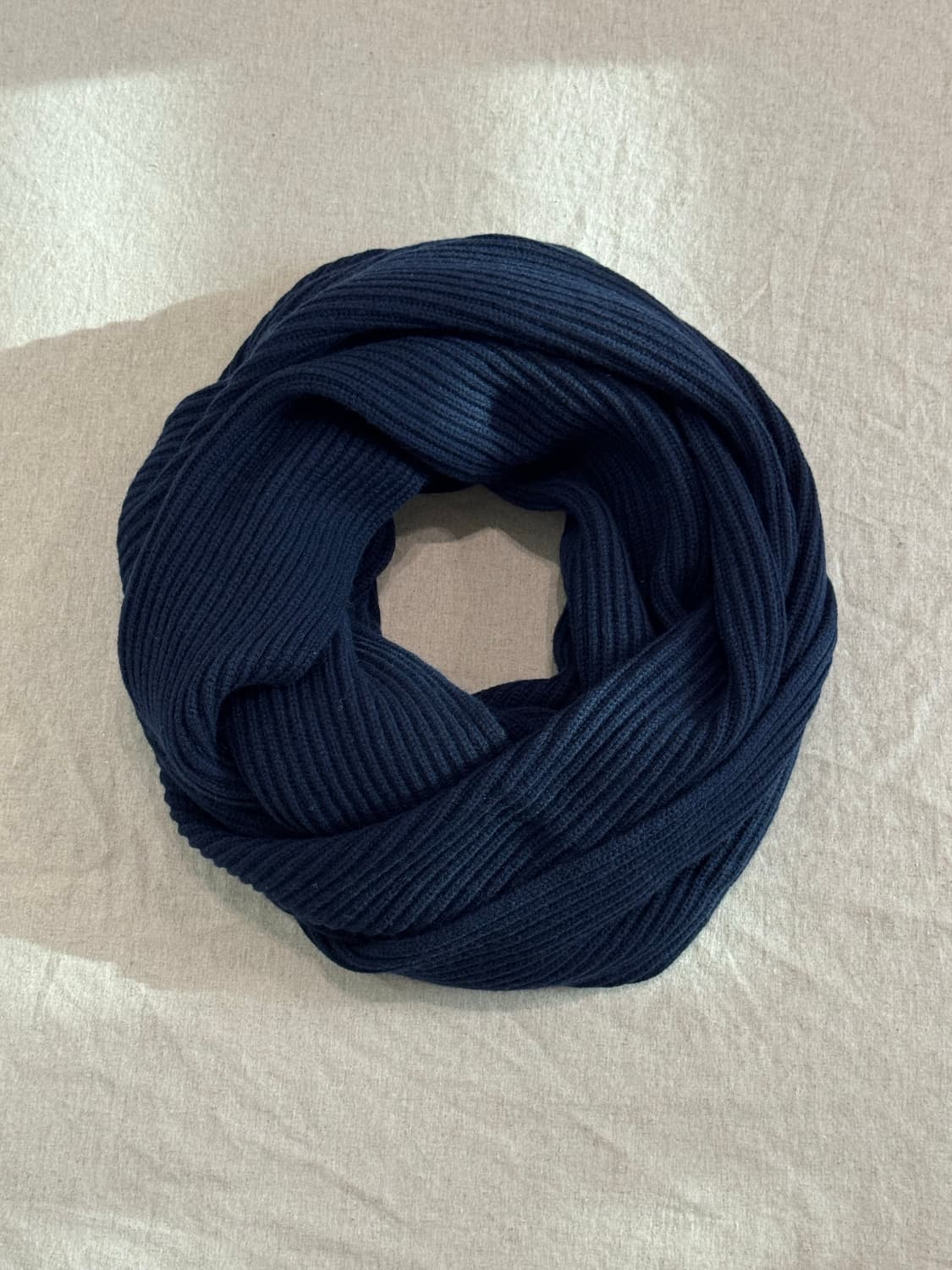 솔로이스트 14aw 캐시미어 넥워머 네이비 상품이미지1