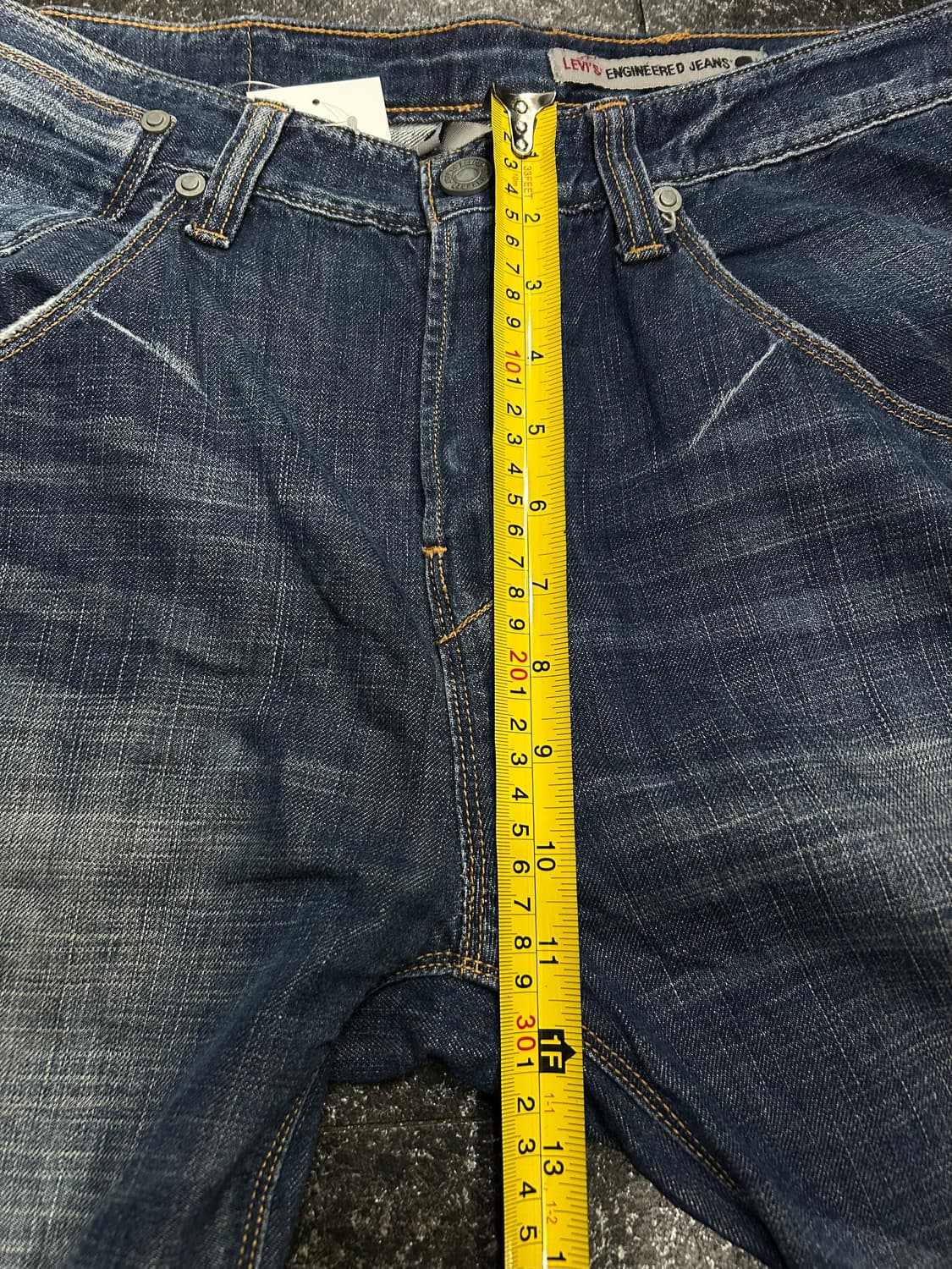 리바이스 엔지니어드진 워싱 데님 청바지 32인치 상품이미지7