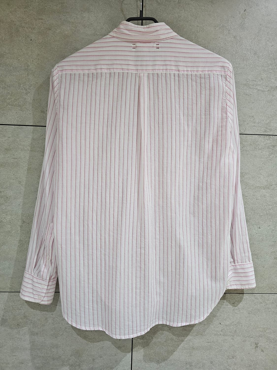 (새상품 )XIRENA
Beau Button Down Shirt 상품이미지4