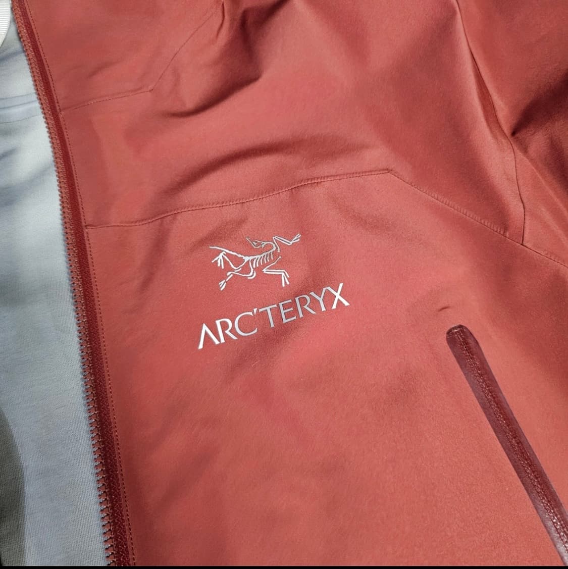 아크테릭스 제타 LT 고어텍스 자켓 상품이미지2