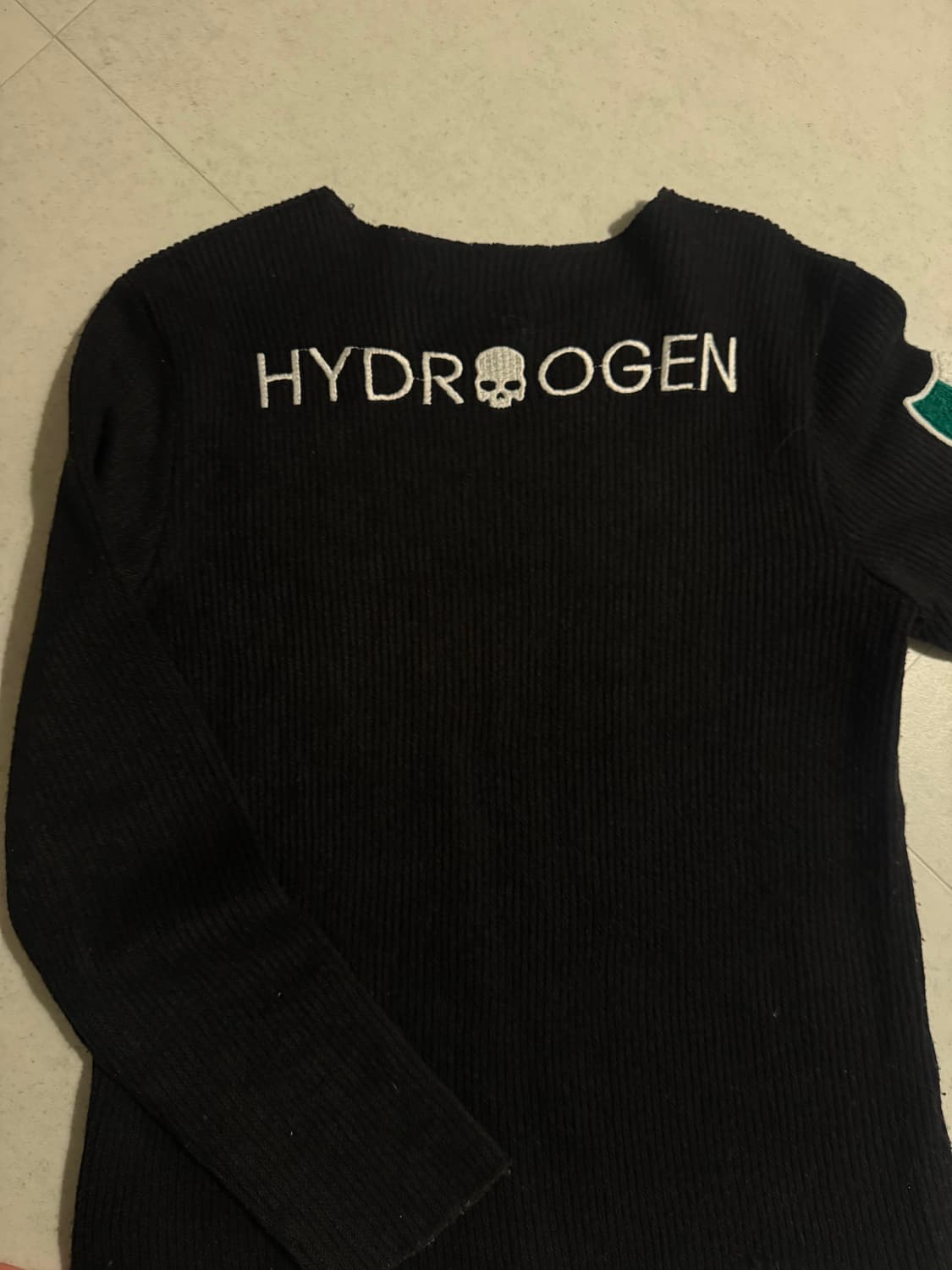 하이드로겐 슬림핏 니트 상품이미지3