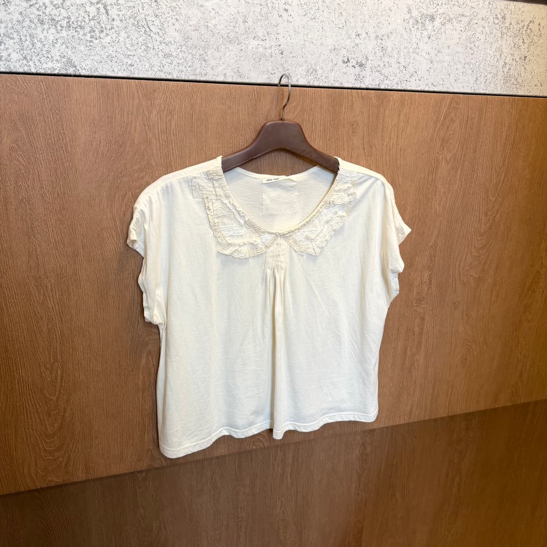 빈티지 반팔 블라우스 레이스 빅카라 핀턱 셔링 디테일 루즈핏 아이보리 상품이미지1