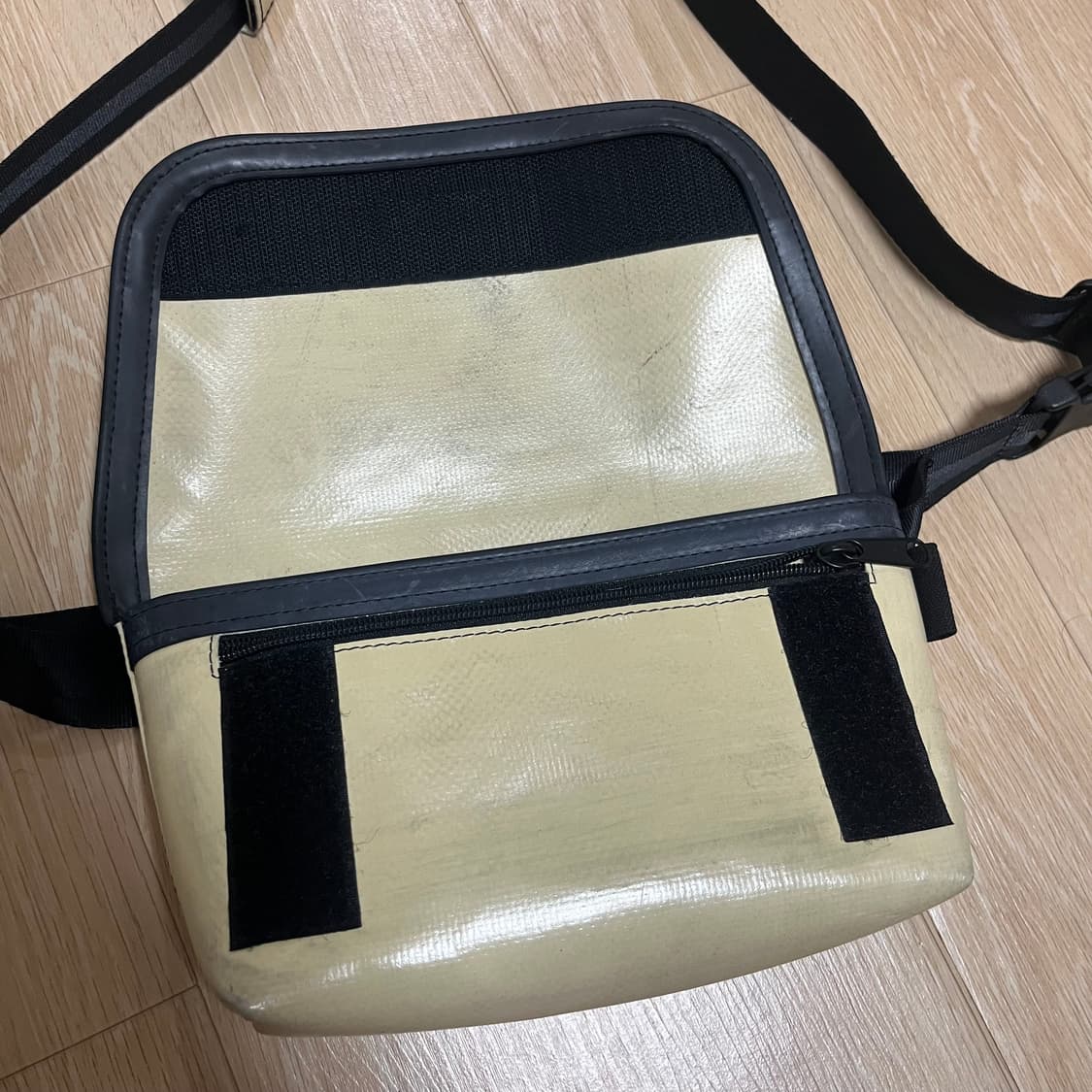 프라이탁 제이미 아이보리 상품이미지3