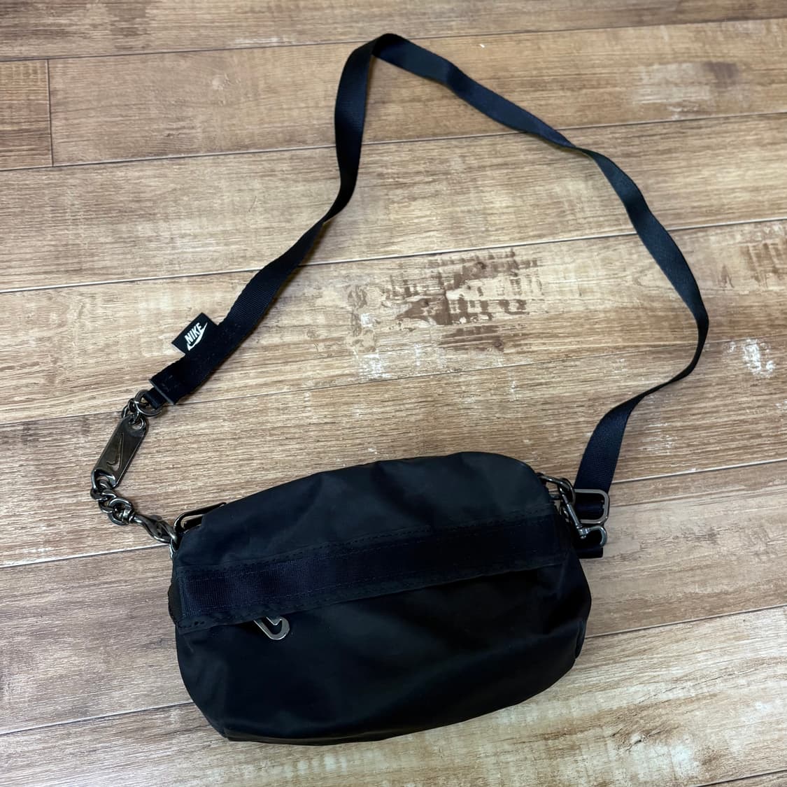 나이키 스포츠웨어 퓨추라 럭스 여성 크로스바디 백 상품이미지1